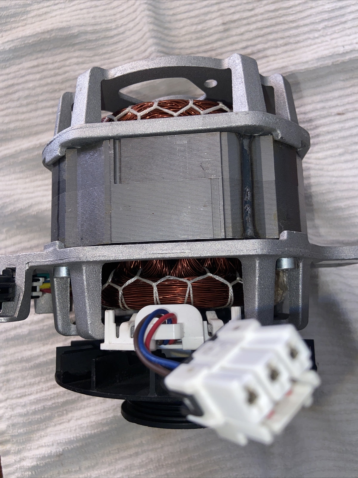 548134