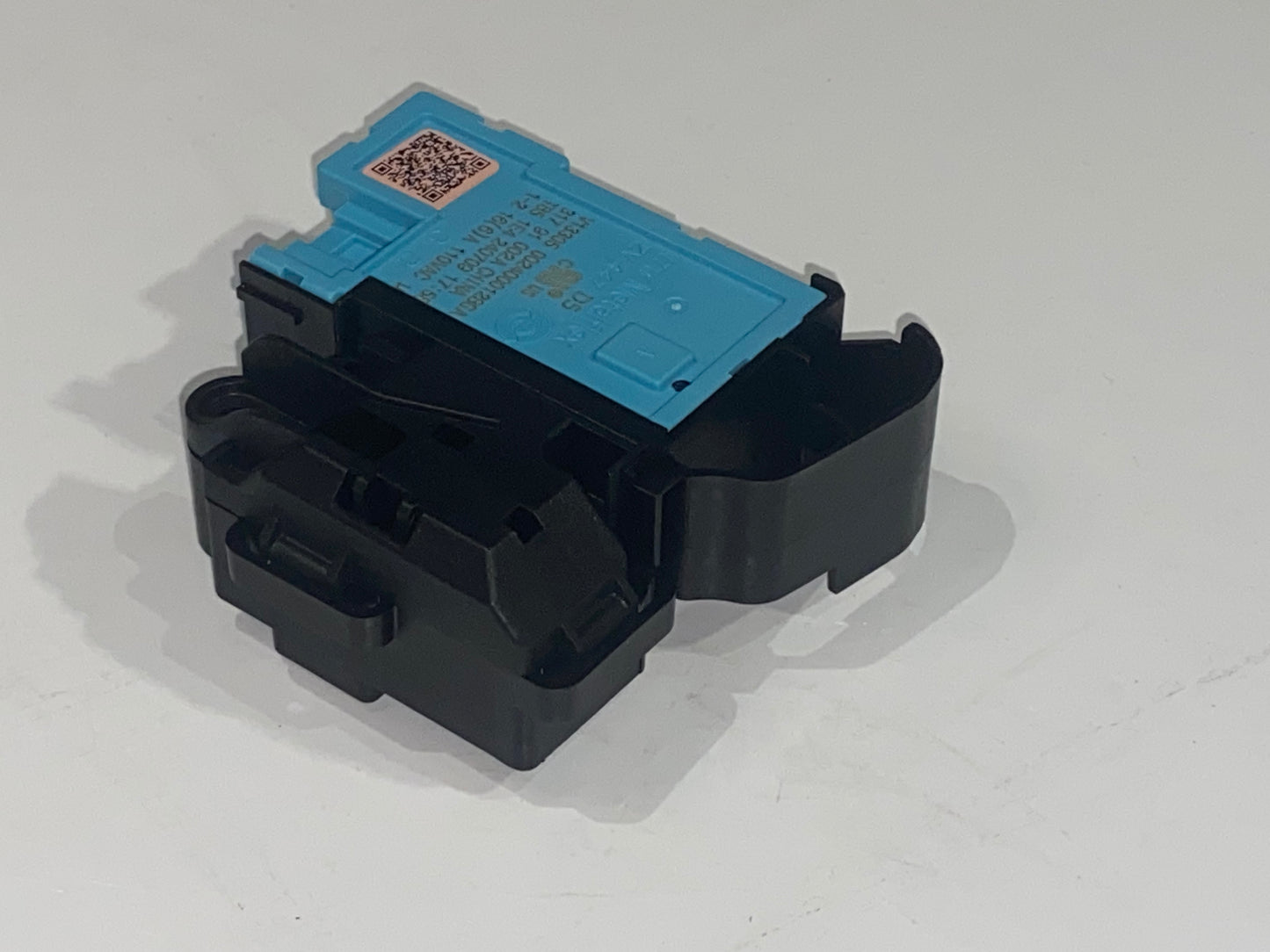 WH01X28354 Door Lock Assembly