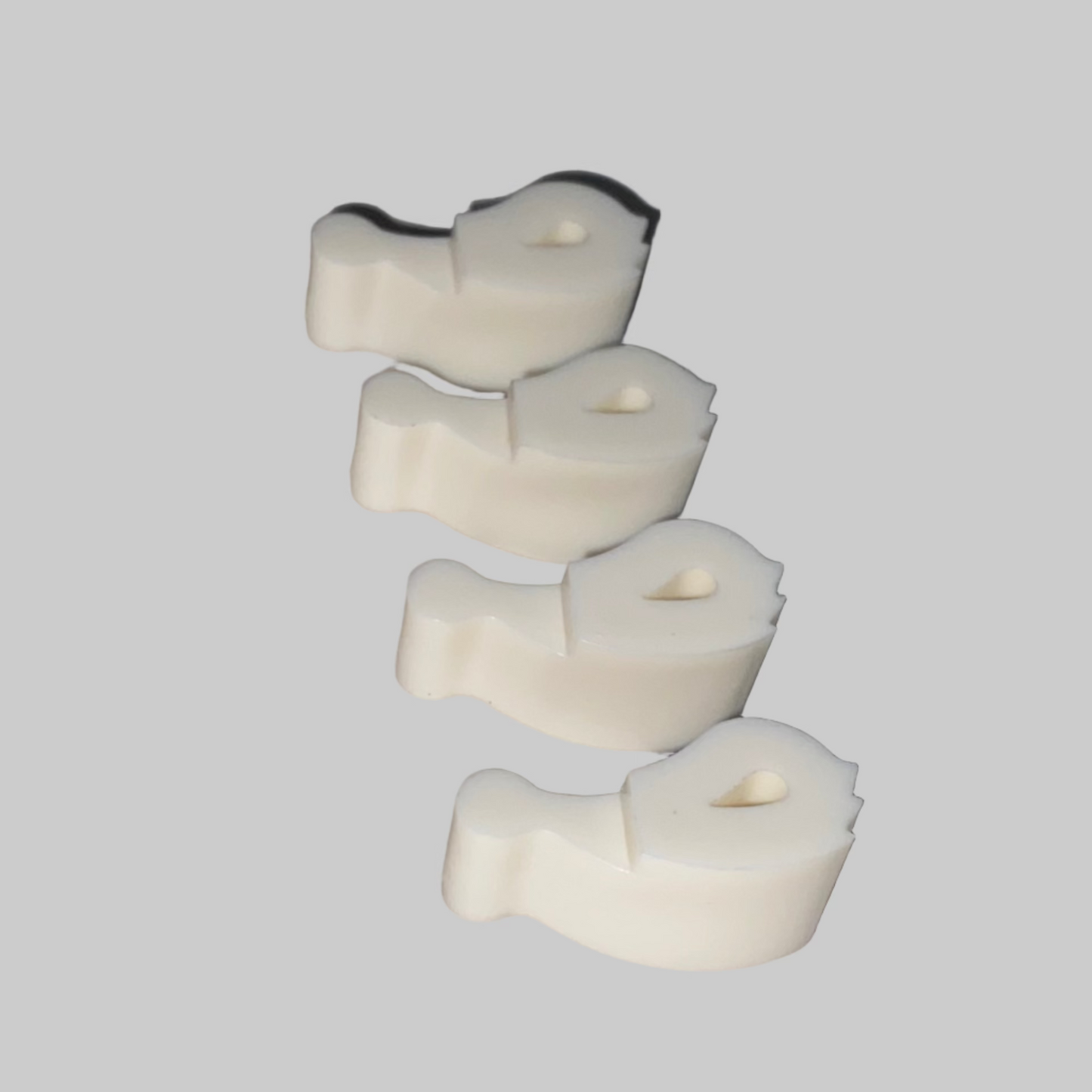 80040CM (4-Pack)  Agitator Dogs